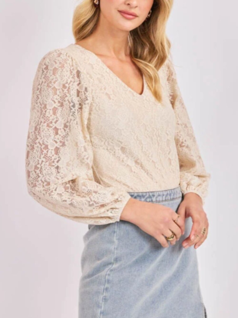Sadie & Sage Chelsea Lace Bodysuit Top Large Womens Beige Long Sleeve V Neck NWT